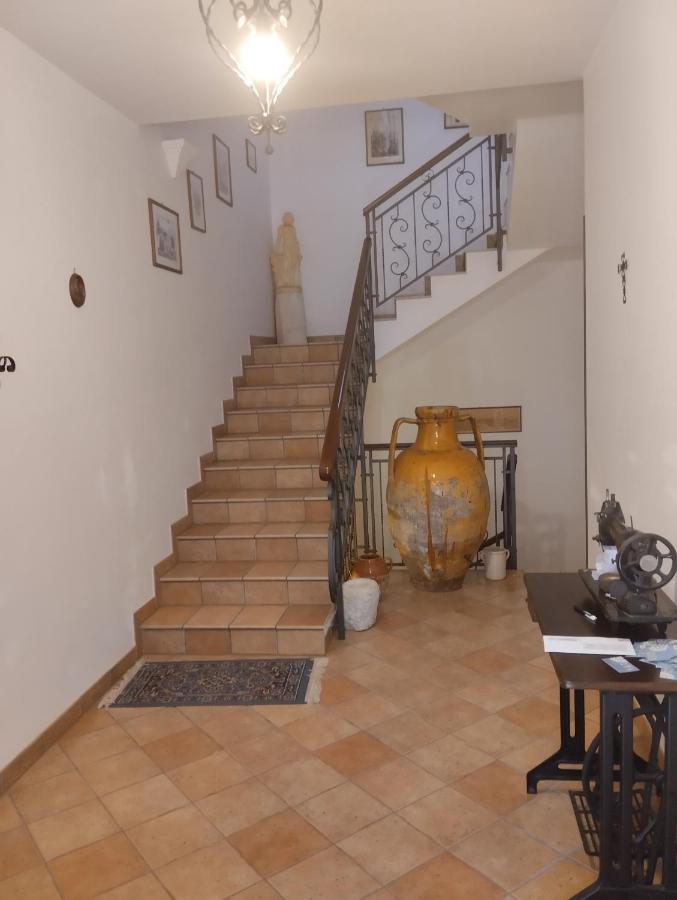 Favolosa Casa Con Terrazza, Idromassaggio, Cortile E Garage Auto Carovigno Eksteriør billede