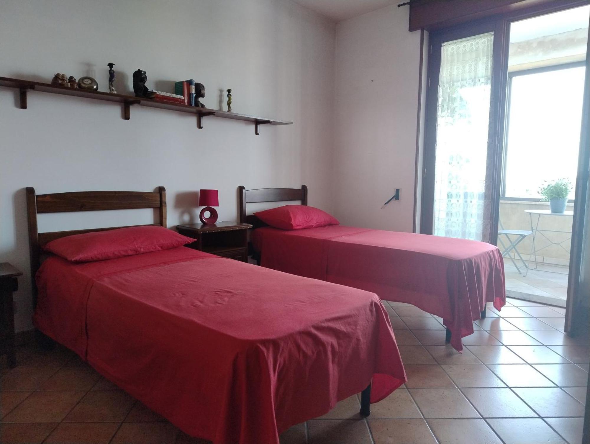 Favolosa Casa Con Terrazza, Idromassaggio, Cortile E Garage Auto Carovigno Eksteriør billede