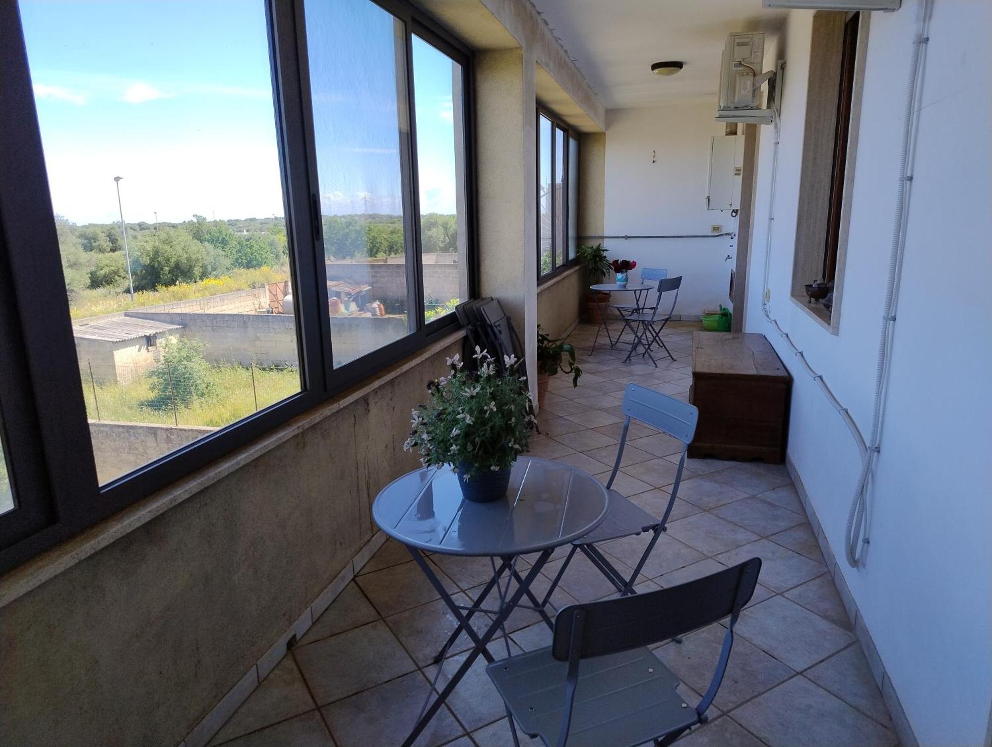 Favolosa Casa Con Terrazza, Idromassaggio, Cortile E Garage Auto Carovigno Eksteriør billede
